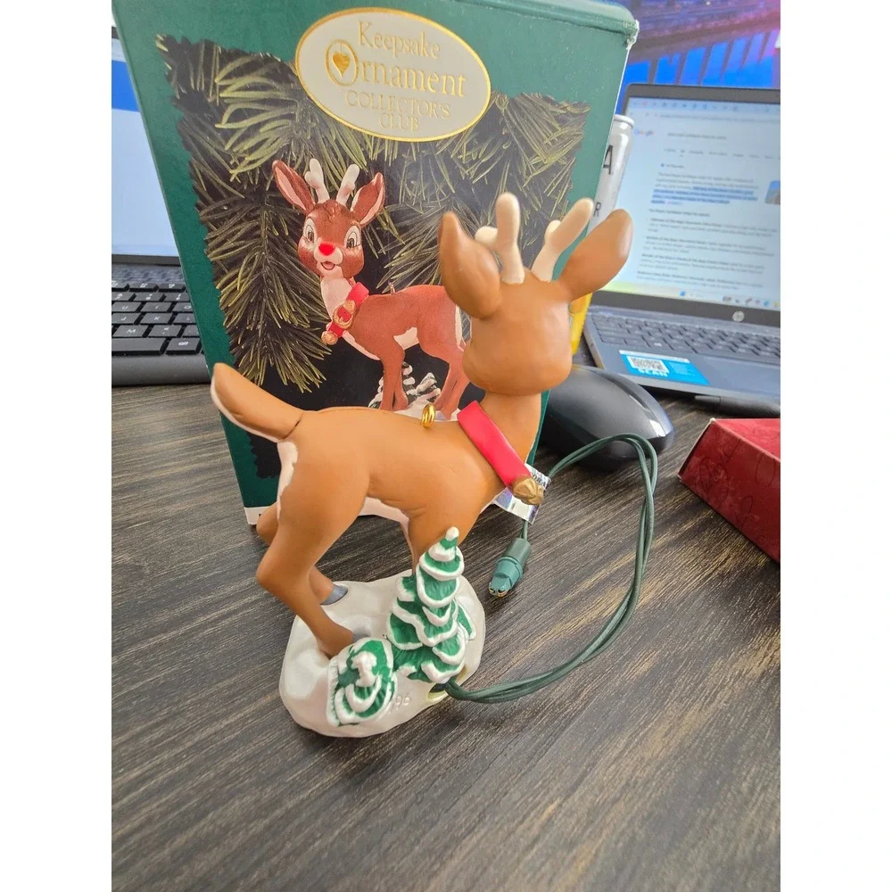 Hallmark Keepsake 1996 Rudolph‎ Red-Nosed Reindeer Magic Light Ornament Boxed